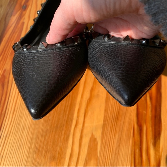 Valentino Garavani Rockstud Black Leather Flats - Picture 3 of 15